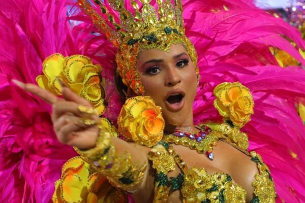 Especial Carnaval 2024 no site carnavalnobrasil.com.br da Sortimento Comunicação