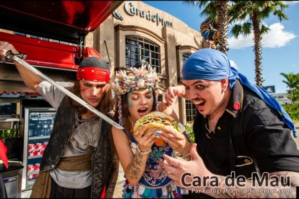 Pizzaria temática Cara de Mau Porto Alegre amplia atuação com quiosque móvel no jardim do Boulevard Laçador - sortimentos.com