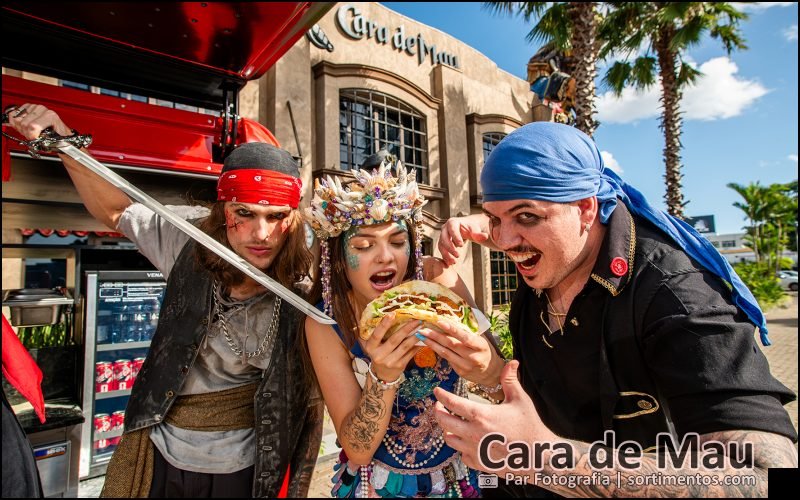 Pizzaria temática Cara de Mau Porto Alegre amplia atuação com quiosque móvel no jardim do Boulevard Laçador - sortimentos.com