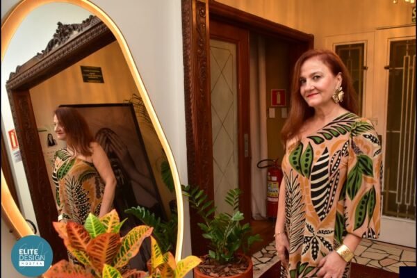Hall Entre Tempos da arquiteta Viviane Gaitsch na Mostra Elite Design