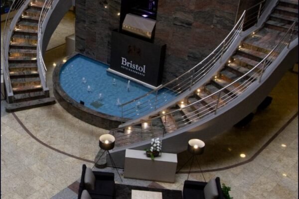 Bristol International Airport Hotel, em Guarulhos - sortimentos.com.br