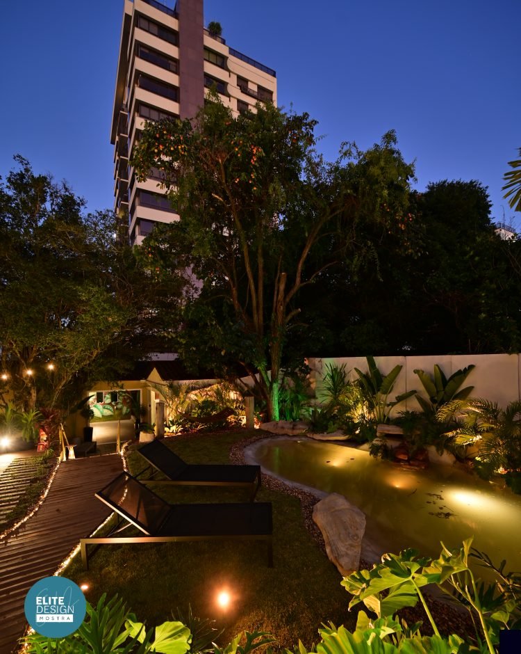 Ambiente 'Refúgio Tropicano' de Eveline Toledo e Marcio Mello na Mostra Elite Design 