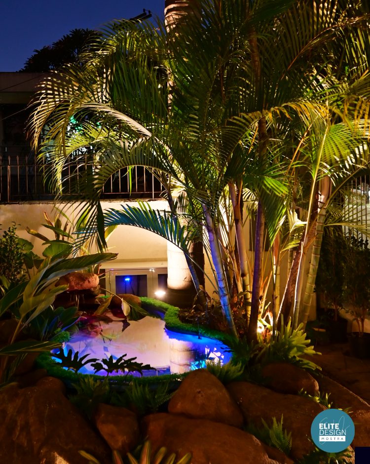 Ambiente 'Refúgio Tropicano' de Eveline Toledo e Marcio Mello na Mostra Elite Design 