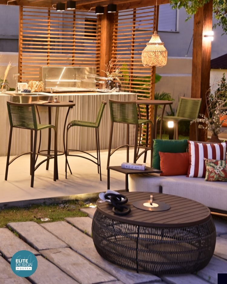 Ambiente 'Refúgio do Fogo' de Giuliana Oliveira Azevedo em destaque na Mostra Elite Design